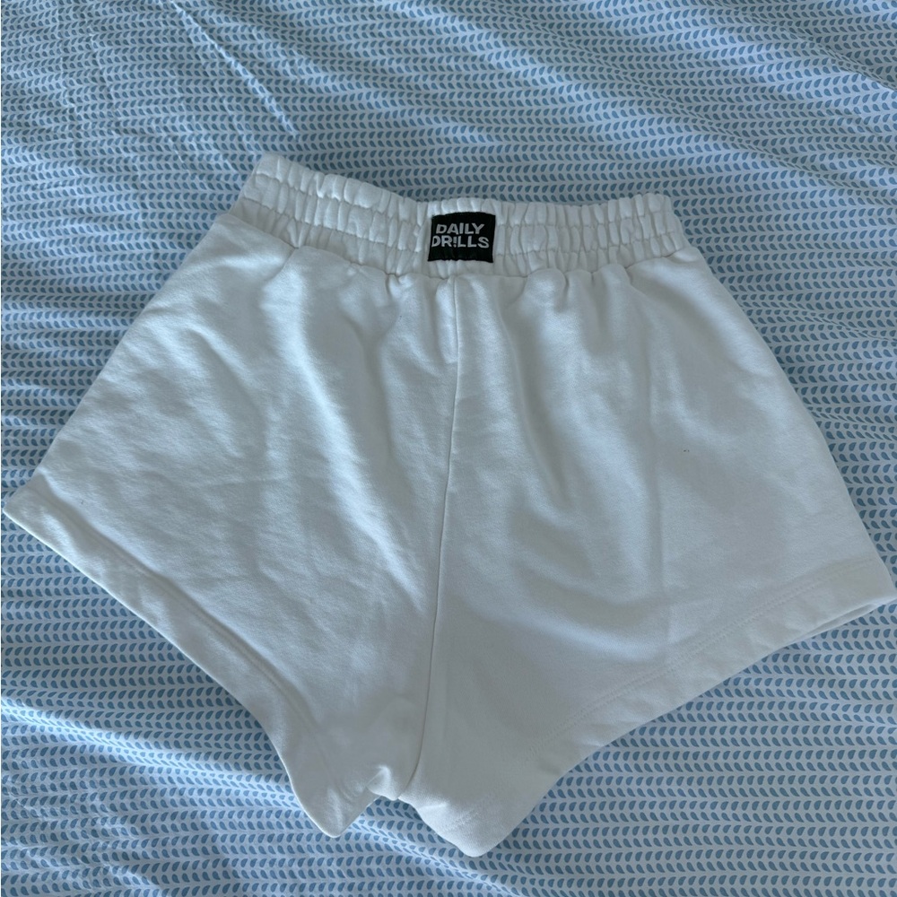 Daily Drills White Super Shorts XS/S
